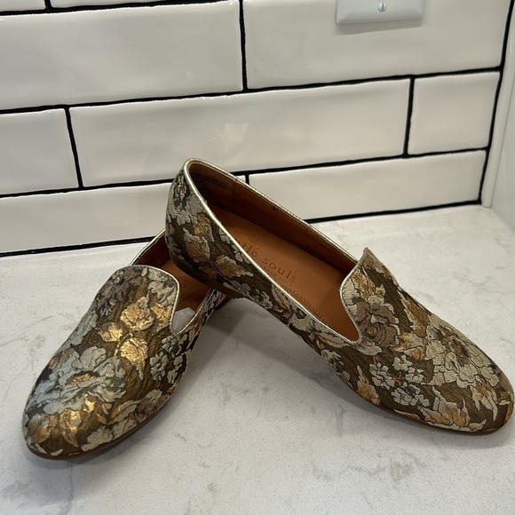 Gentle Souls by Kenneth Cole Eugene Floral Tapestry Retro Flat Loafers Size 8.5 - Picture 4 of 16